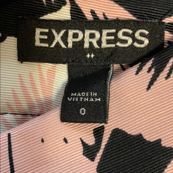 Express floral skirt - Picture 4 of 9